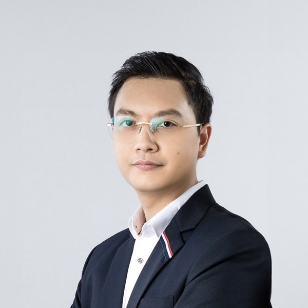 พ่อตั้ม — ตัวแทนประกันชีวิต AIA